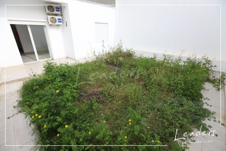 A vendre appartement à hammam lif 27246317