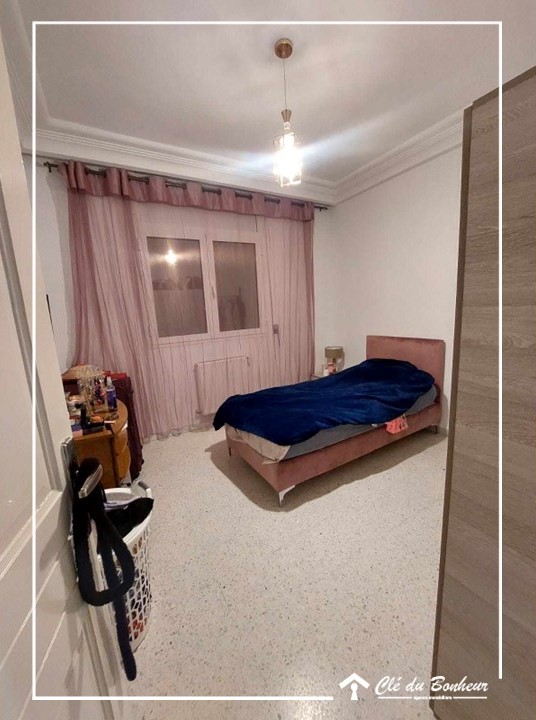 Appartement s2 &agrave; jardin l'aouina