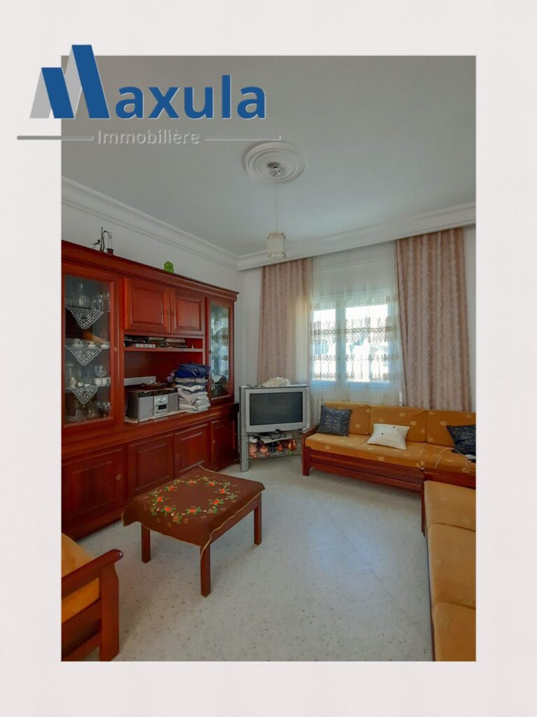 Maison r1 a rades plage avenue taieb mhiri