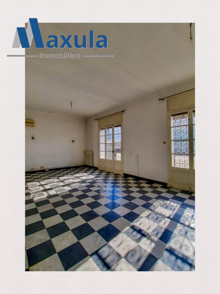 Villa au bardo sur l'avenue habib bougatfa