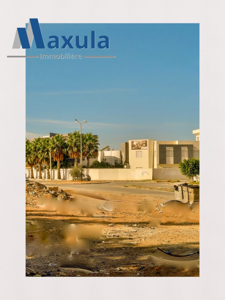 Terrain a vocation r2 de 1040m a boumhal bassatine