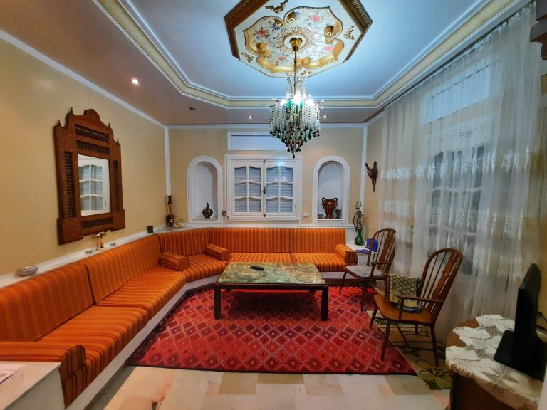 Villa spacieuse avec piscine