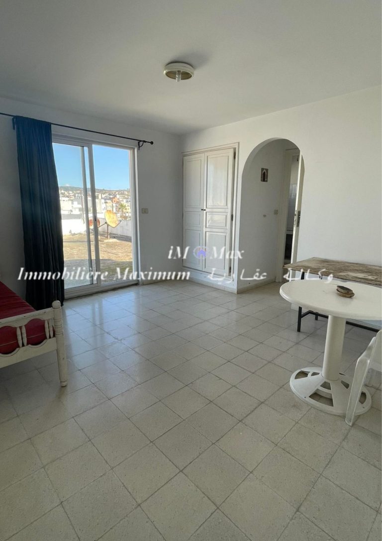 Un loft avec terrasse vue de mer