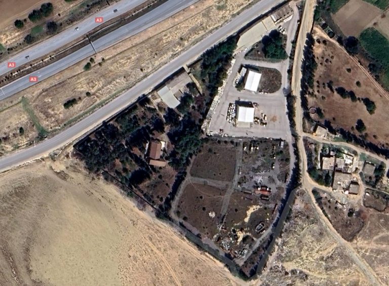 Terrain commercial autoroute a3 showroom parc