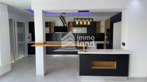 Immeuble de 4 appartements jardins d'el menzah 1