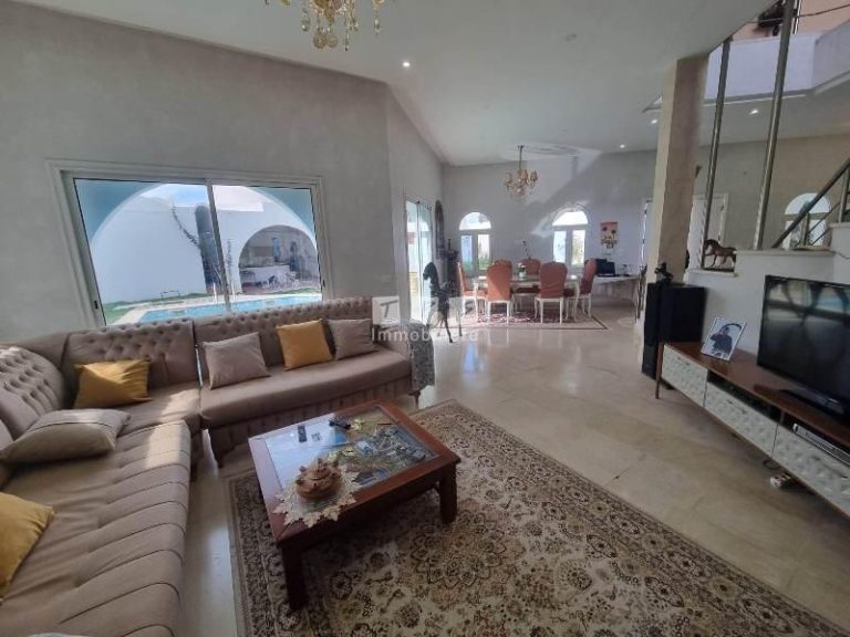 Villa crunchy v1131 &agrave; sidi hammed