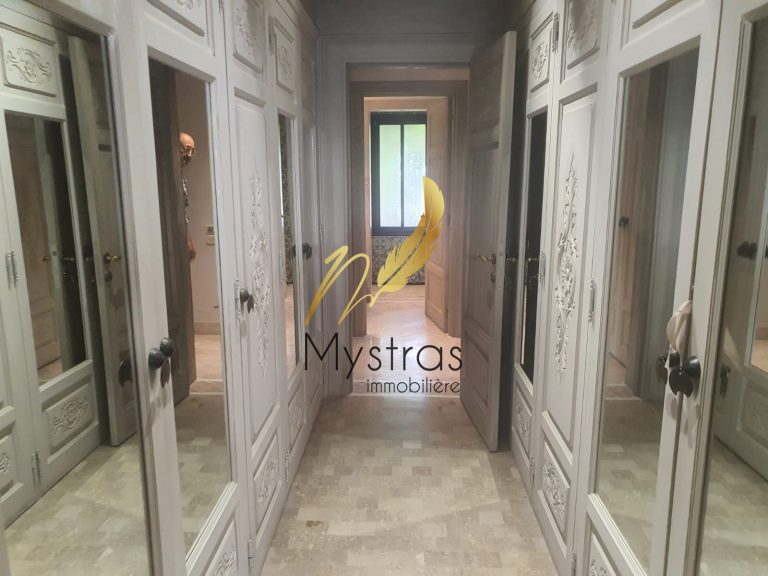 Une magnifique villa &agrave; la soukra