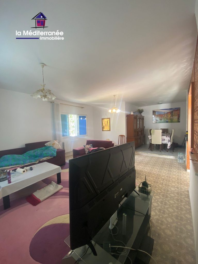 Villa avec jardin &agrave; cit&eacute; el khalil