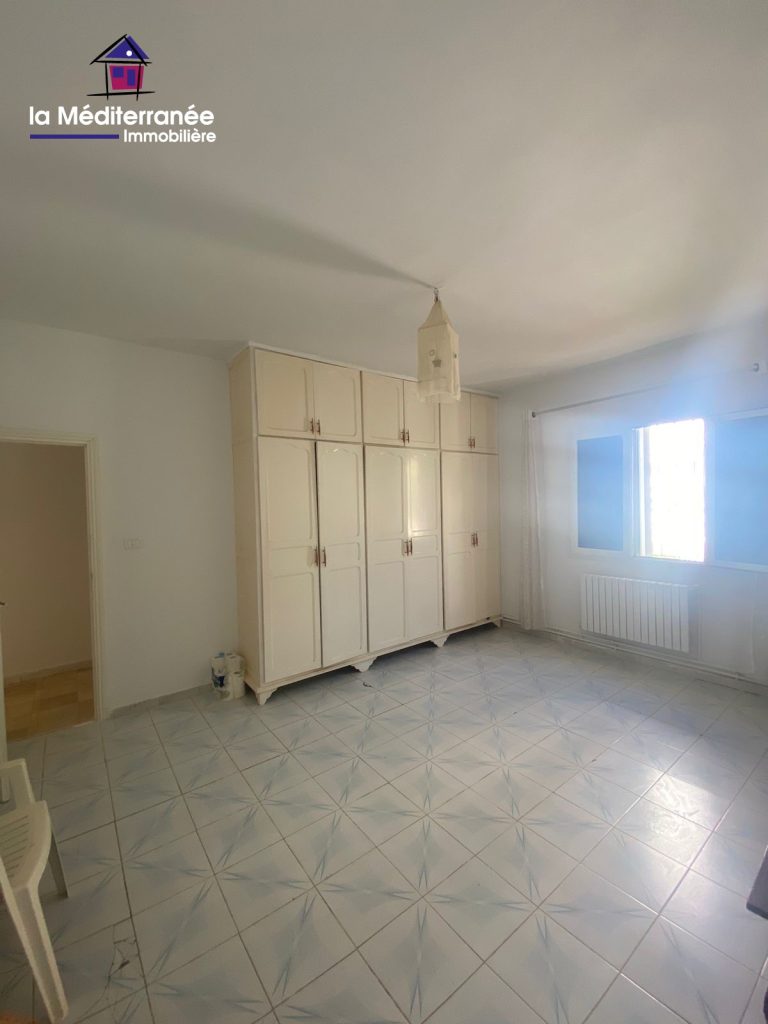 Villa avec jardin &agrave; cit&eacute; el khalil