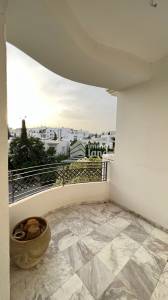 Appartement s2 de 125 m2 a menzah 8