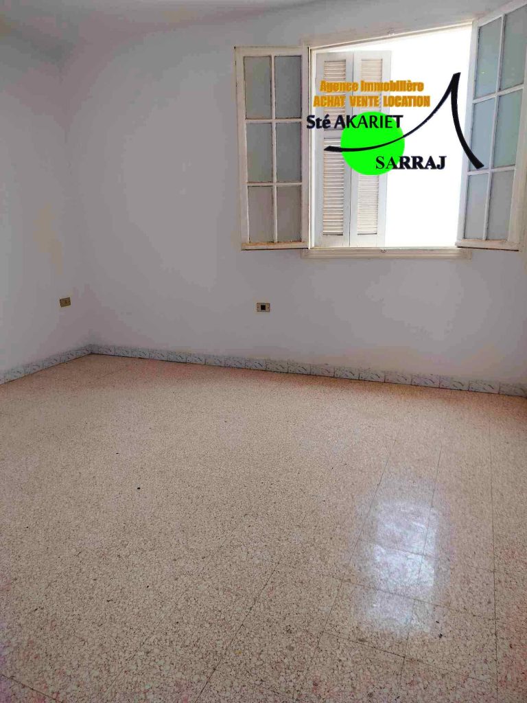 Appartement s2 derri&eacute;re steg bab jdid sousse