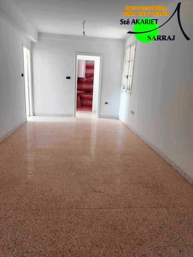 Appartement s2 derri&eacute;re steg bab jdid sousse