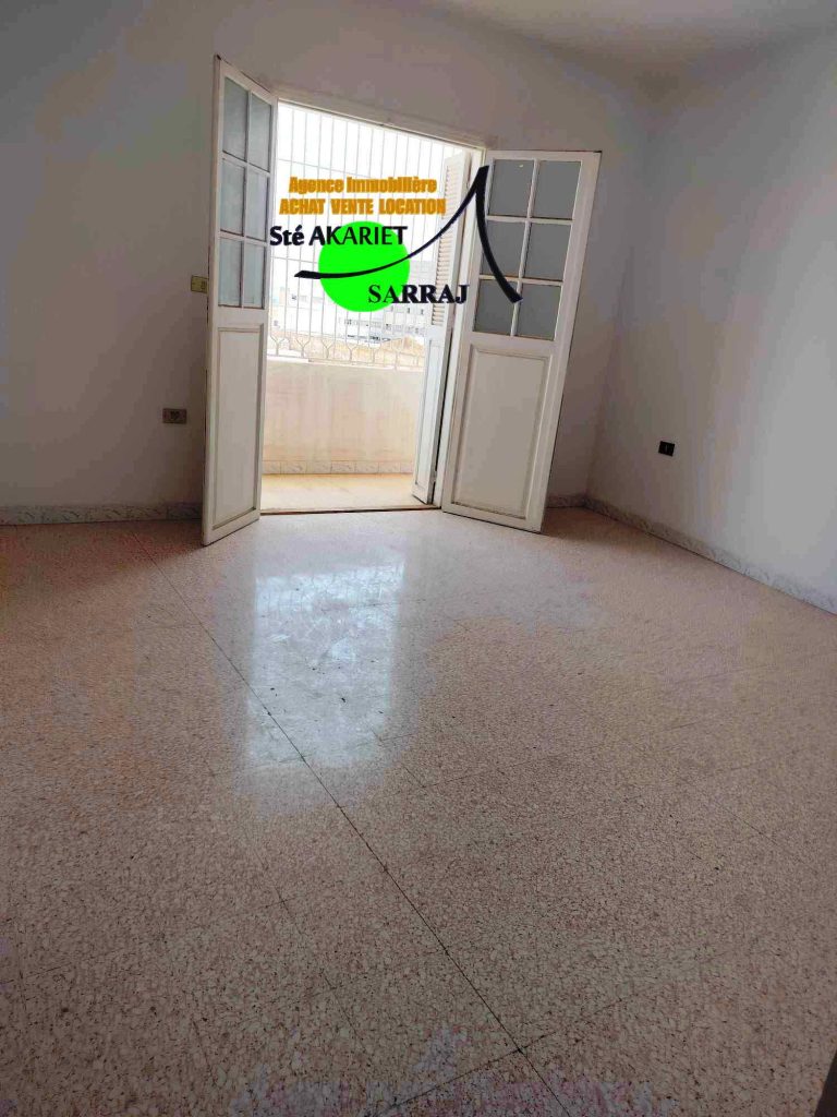 Appartement s2 derri&eacute;re steg bab jdid sousse