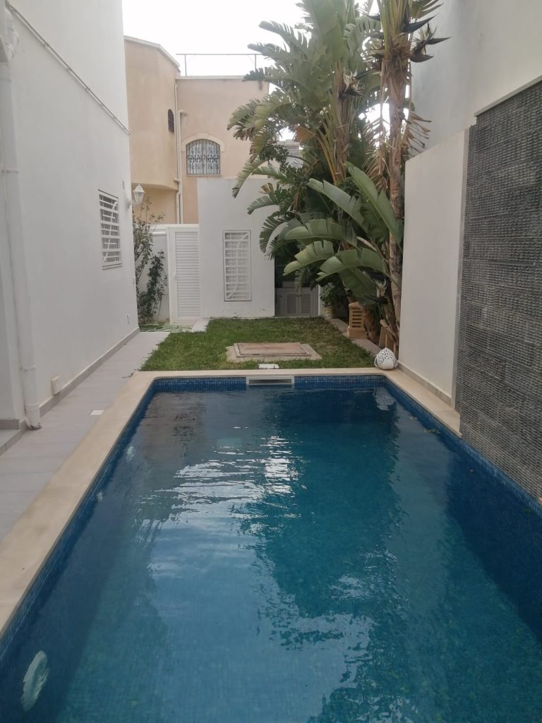 735173 20240516 154342 768x1024