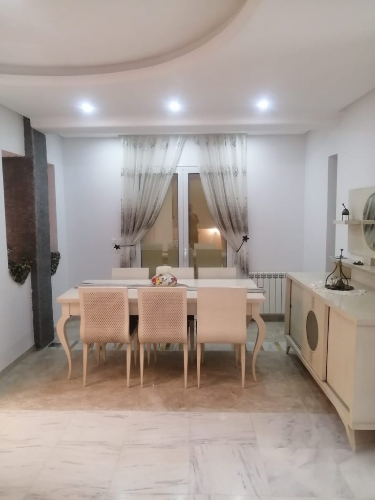 Une magnifique villa avec piscine a nabeul