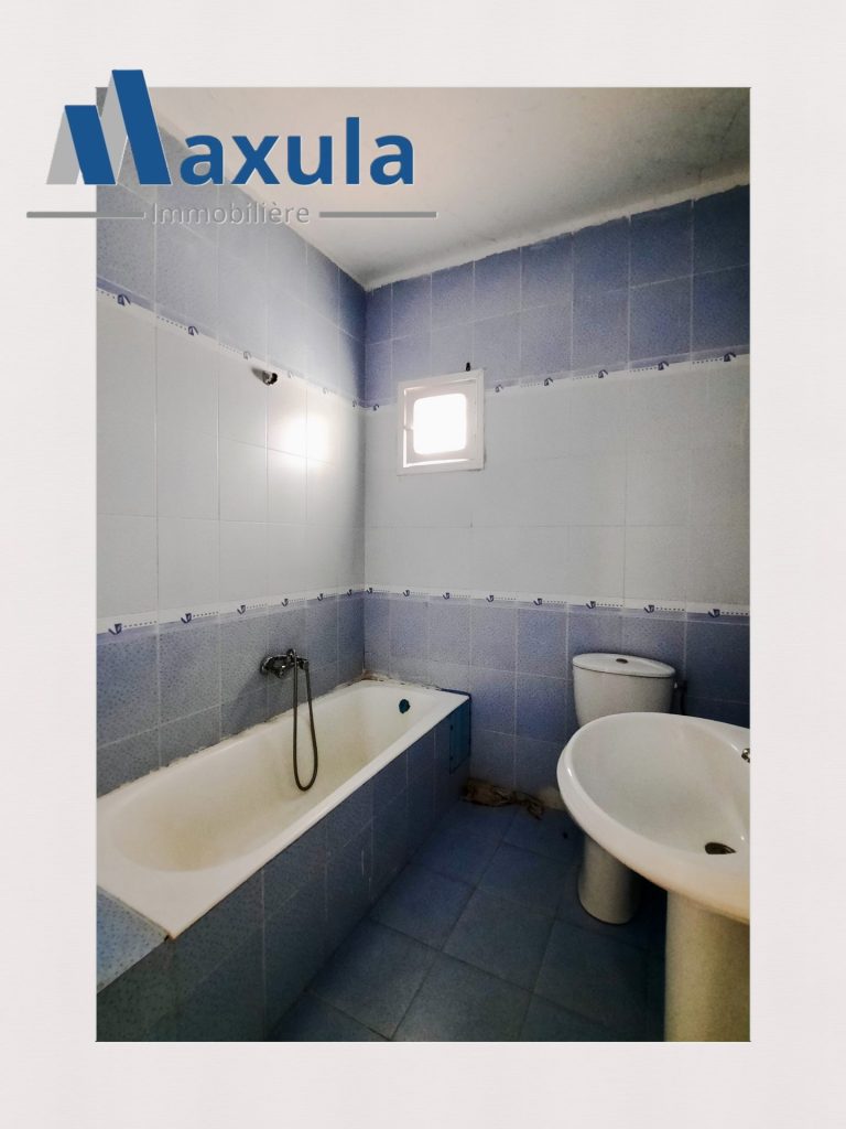 Maison de rapport r1 a hammam chott