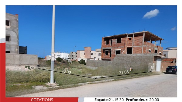 Terrain de 421 m2 à 590 d le m2