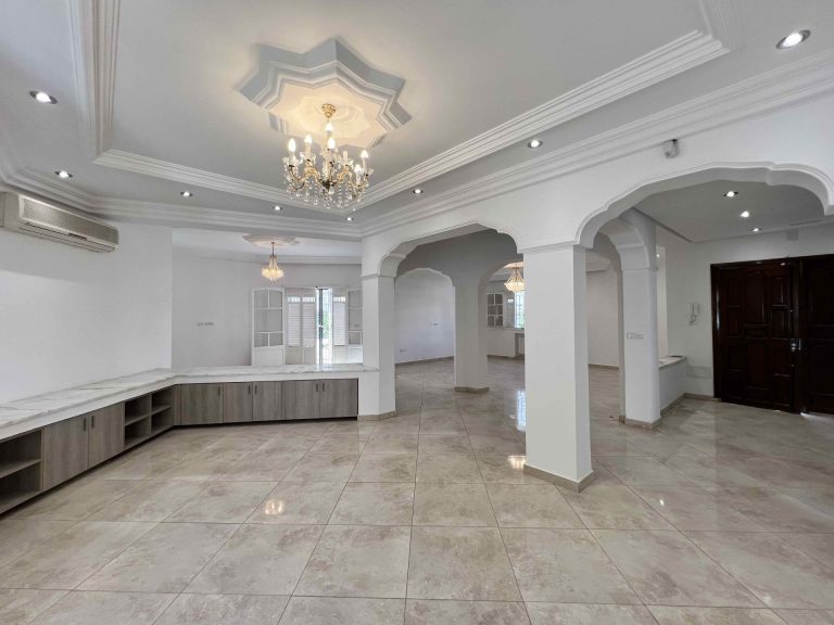 Villa s3 438m2 &agrave; la soukra