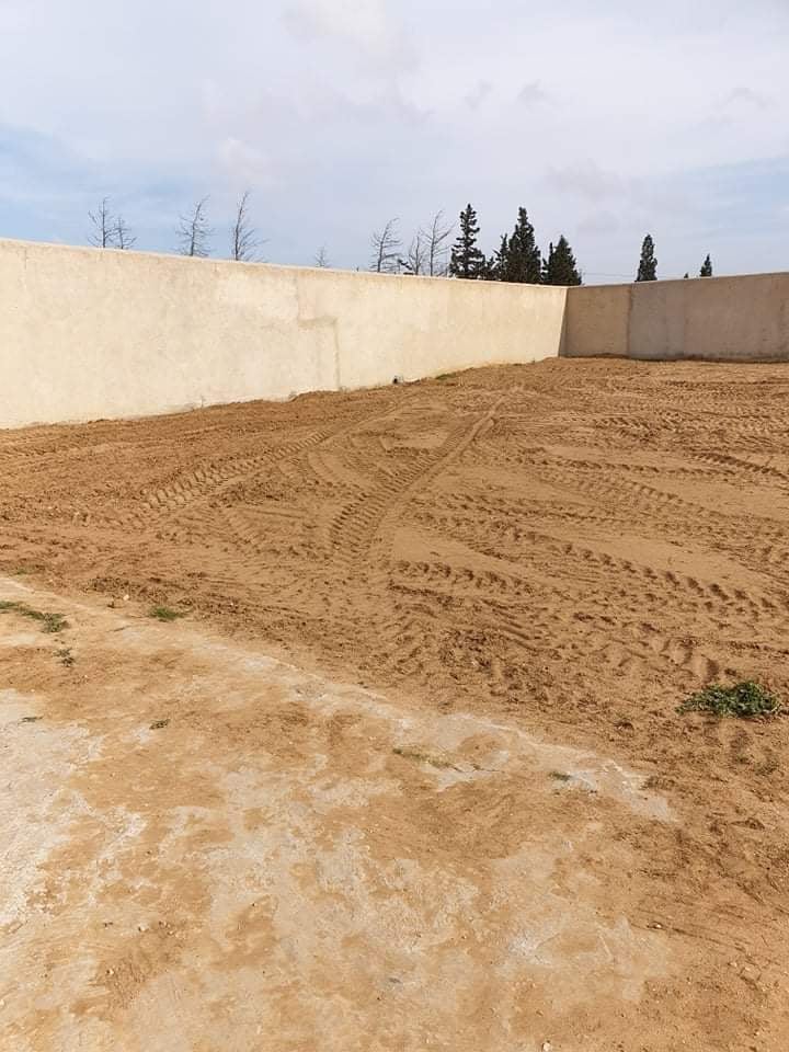 Tr&egrave;s agr&egrave;able terrain a hammamet 8200m2