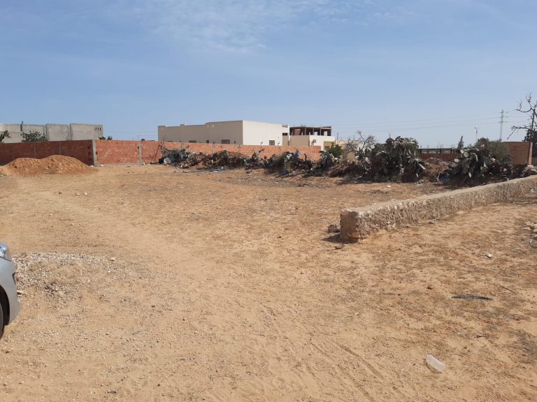 Vend terrain pour construction