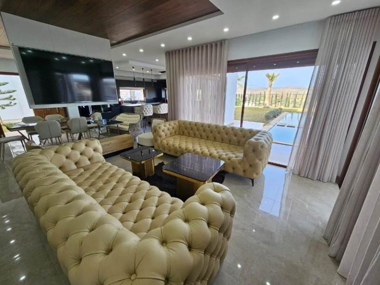 Villa c&ocirc;te d'or25 v2720