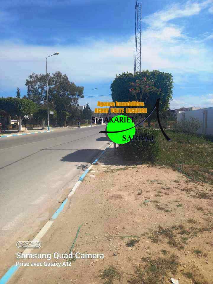 Terrain 573m habitation ou commercial &agrave; hergla