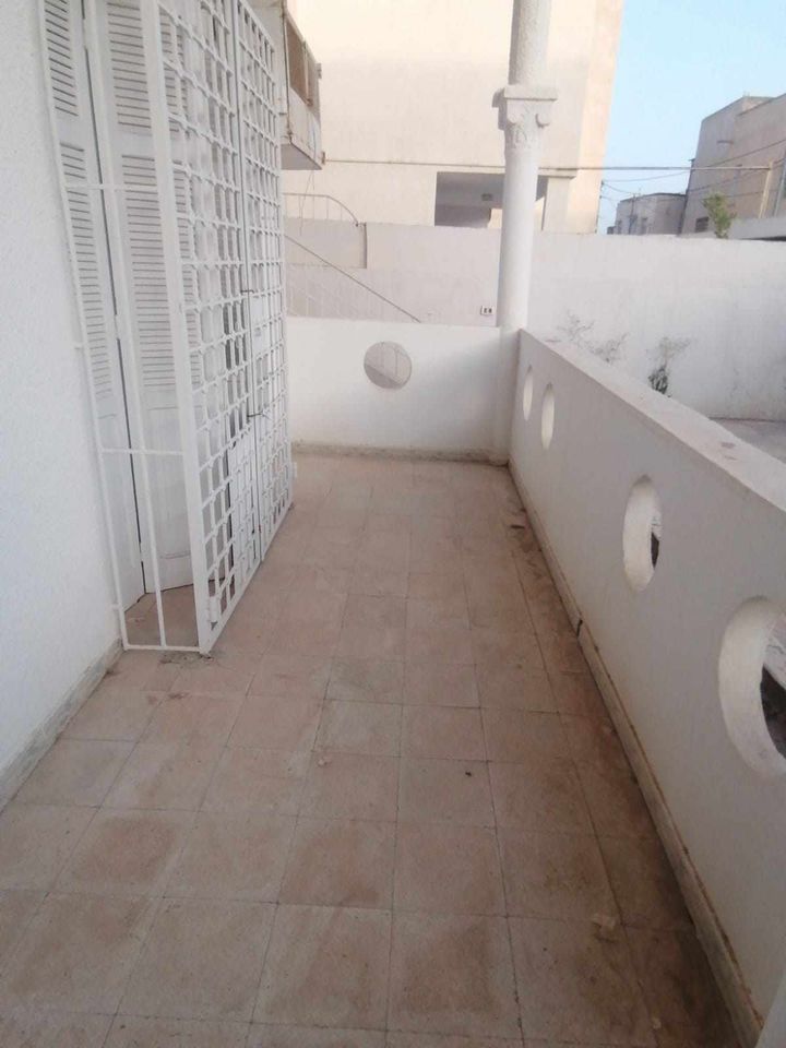 Villa s9 raoued