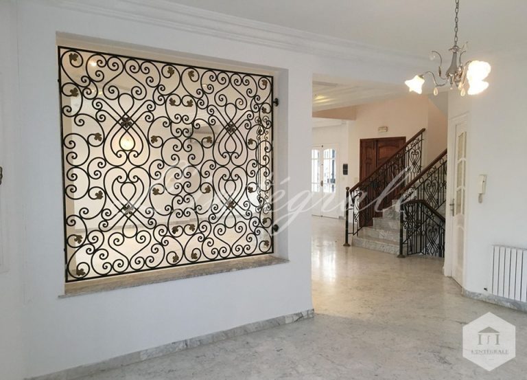 Belle villa pr&eacute;s clinique l'espoir