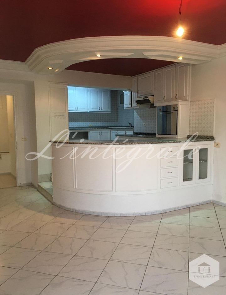 Belle villa pr&eacute;s clinique l'espoir