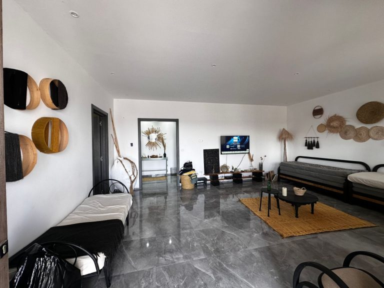 Villa ghar milh 1er position plage