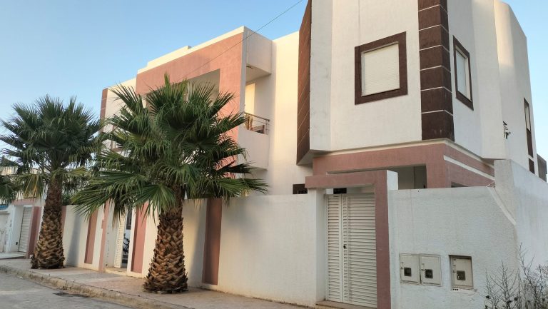 Villa &agrave; borj c&eacute;dria