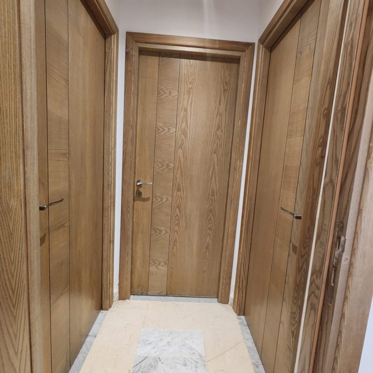 Appartement en face magasin generale