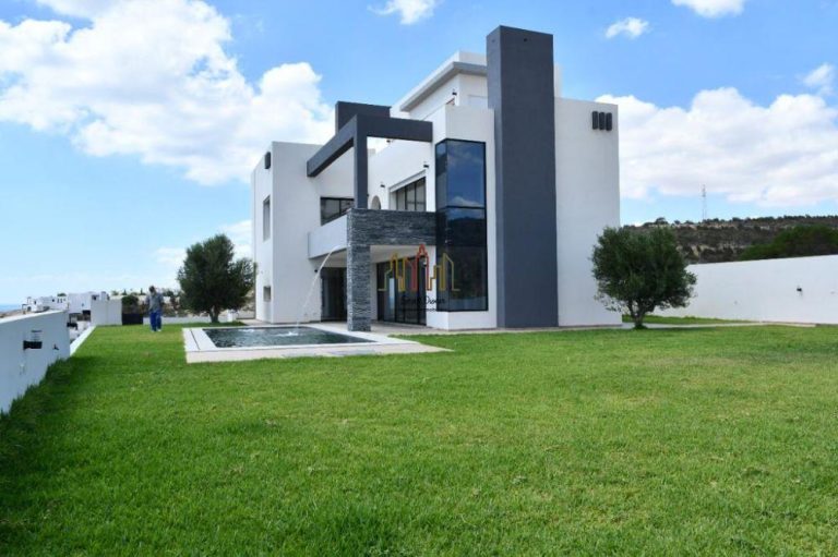 V447 villa narjes villa nord