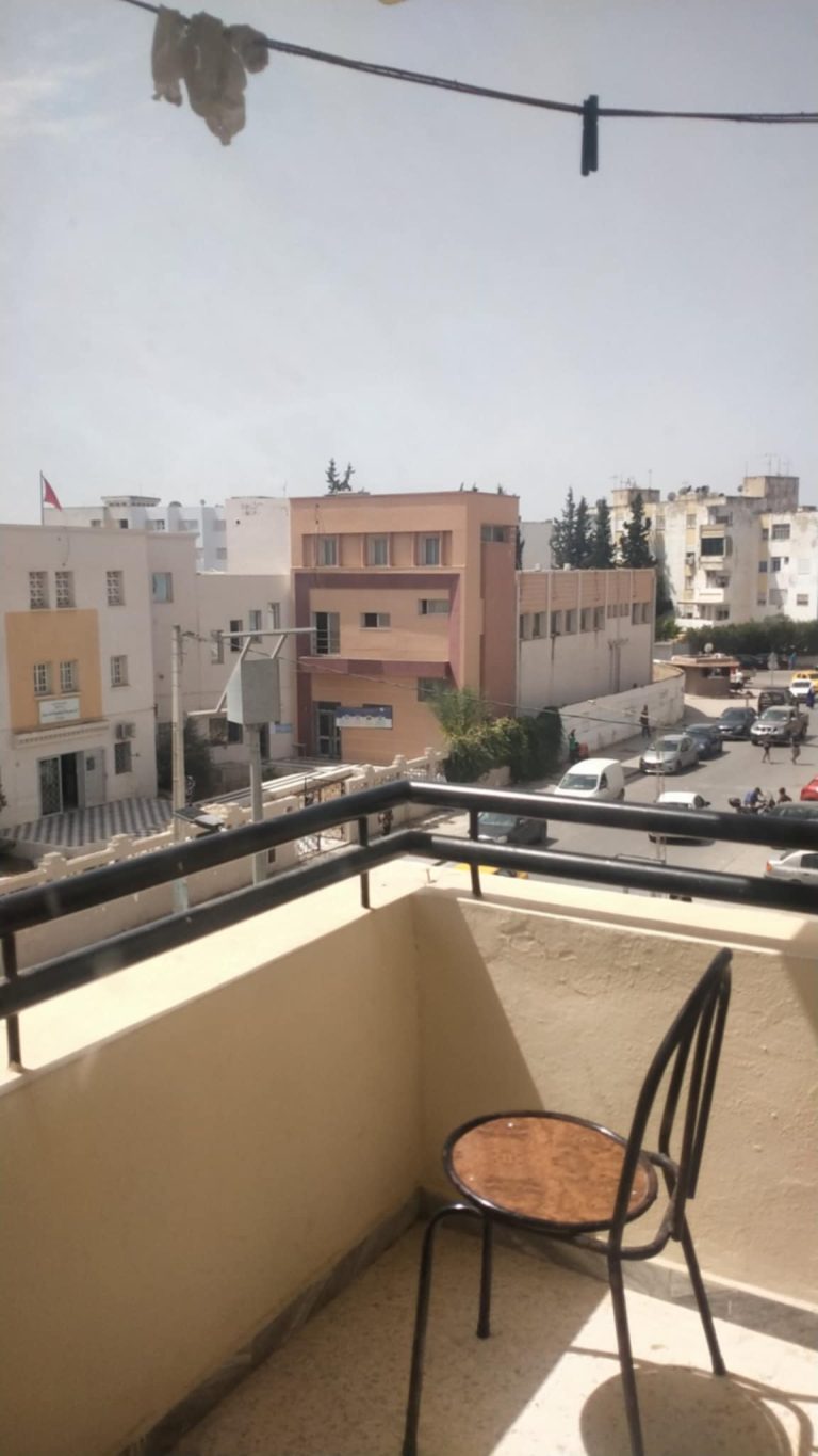 Appartement s3 &agrave; cot&eacute; cnss