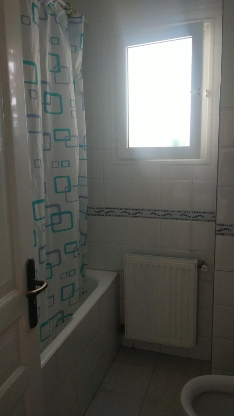 Appartement s3 &agrave; cot&eacute; cnss