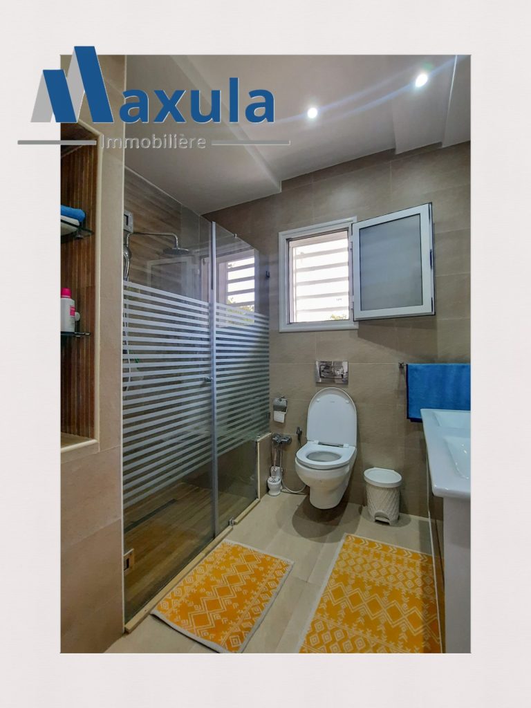Charmante maison s3 avec jardin a rades