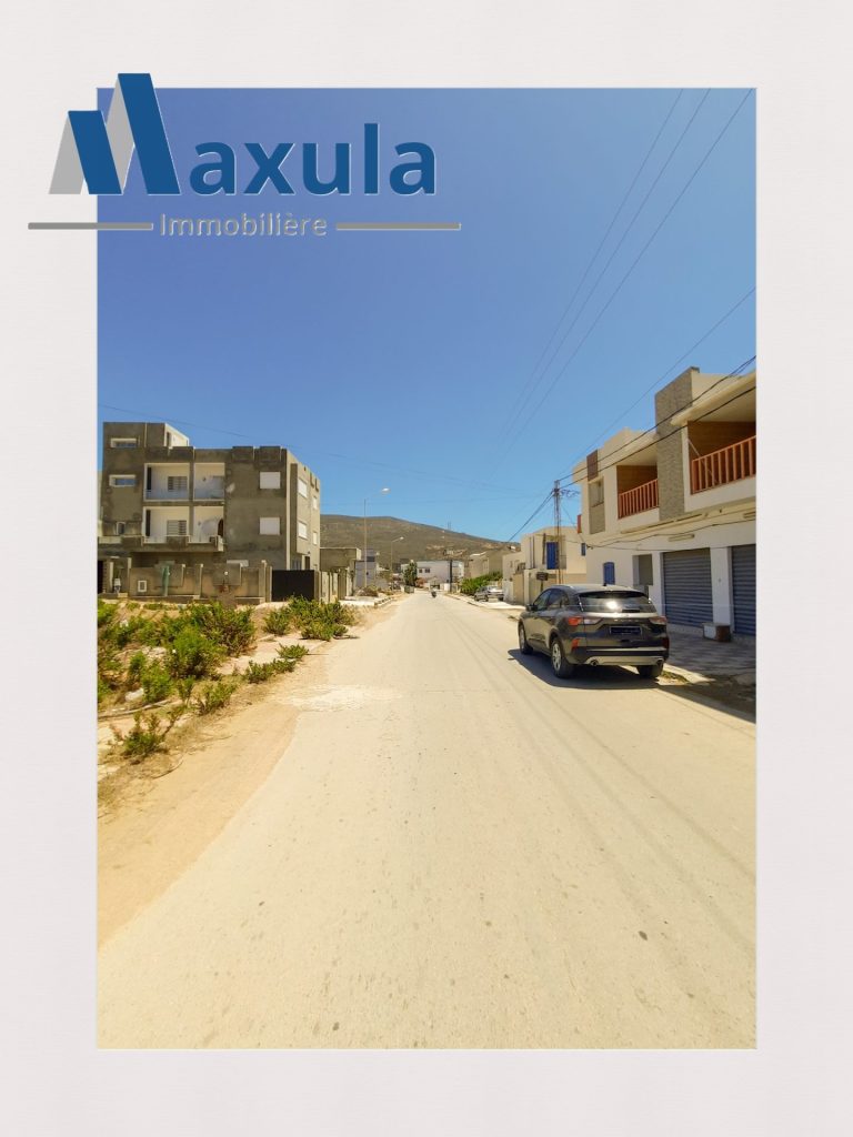 Terrain de 315m a 2 min de la plage d el haouaria