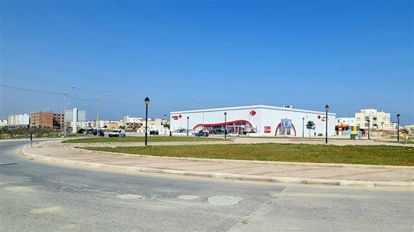 Terrain de 430 m2 &agrave; 580 dt le m2