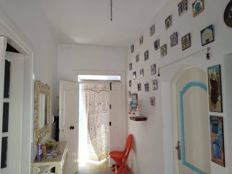 Maison au centre ville kelibia de type s3 meubl&eacute;e