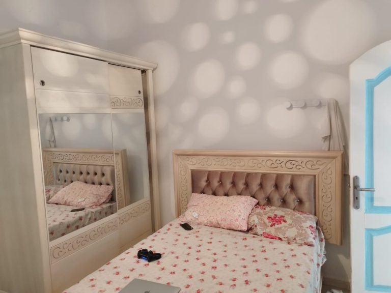 Maison au centre ville kelibia de type s3 meubl&eacute;e