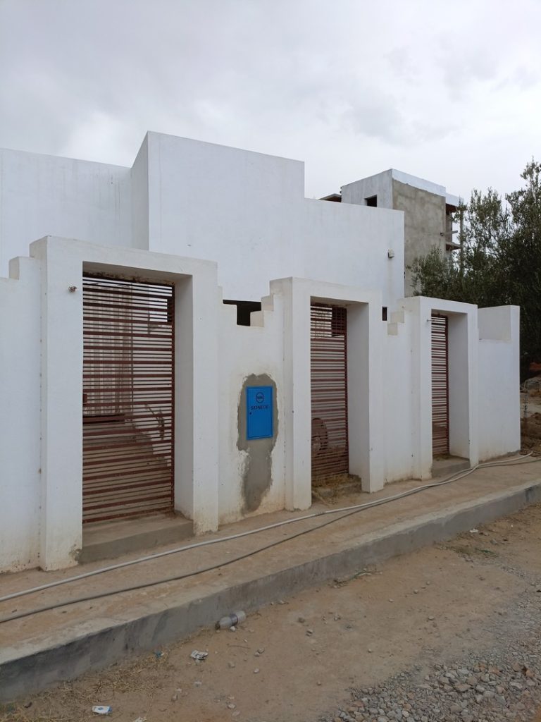 Av 2 studios &agrave; bareket sehel