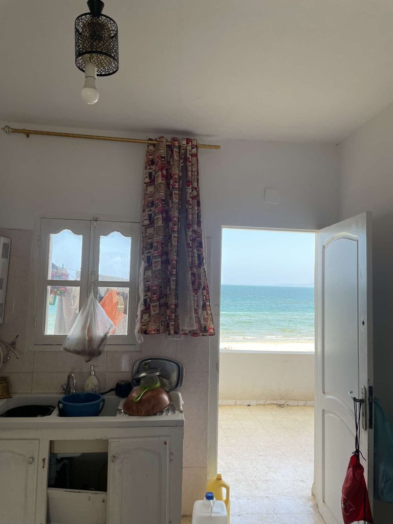 Appartements &agrave; bord de la mer a hammam lif