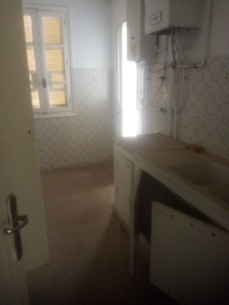 Appt s3 100m2 titre bleu a cite rommana