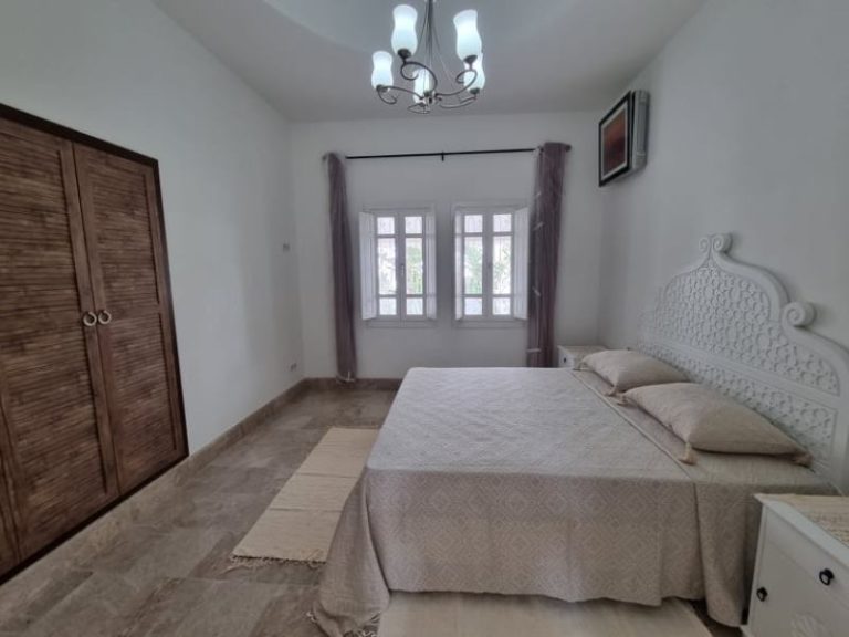 V153 villa du charme sud villa