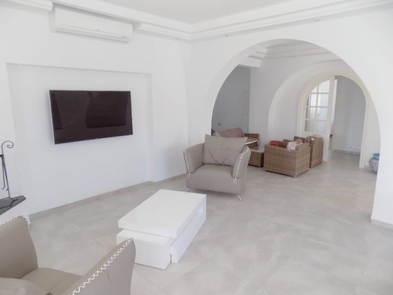 V169 villa guess sud guess villa