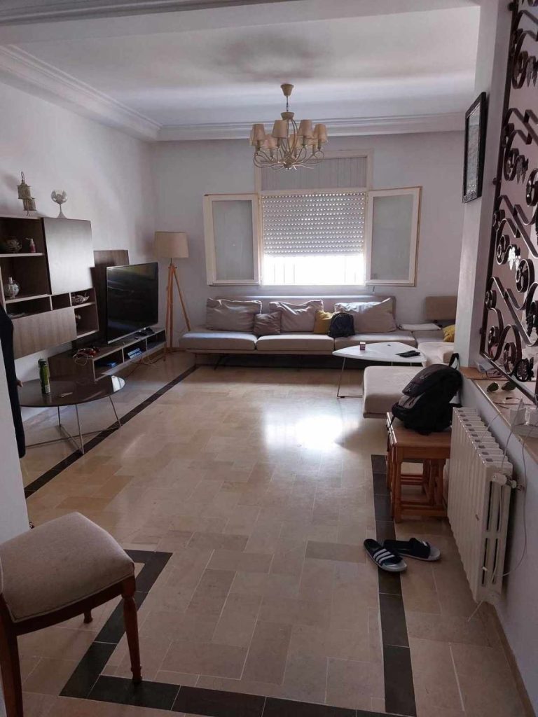 Appartement s2 &agrave; cit&eacute; palmeraies