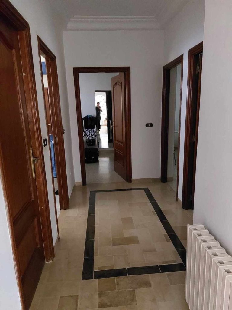 Appartement s2 &agrave; cit&eacute; palmeraies