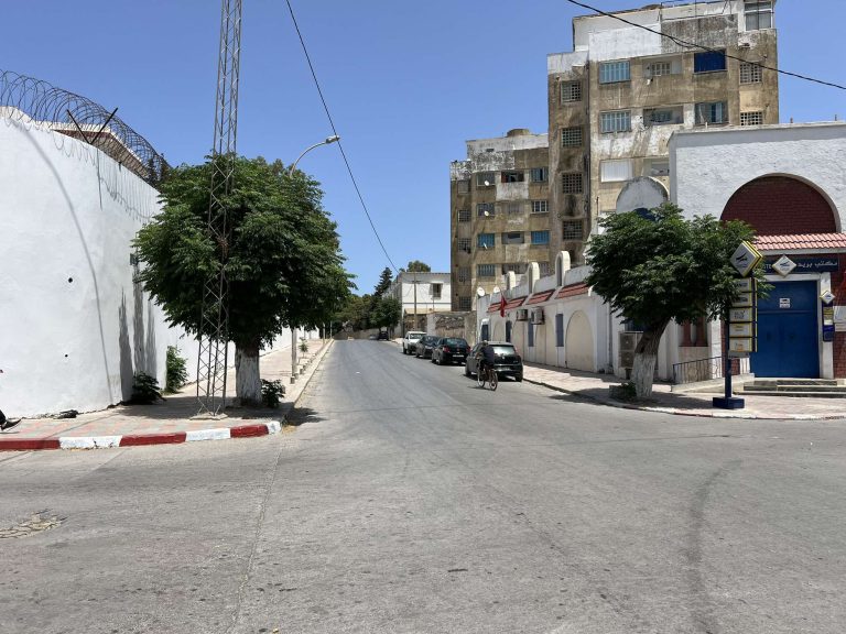 Triplex avec piscine centre ville de bizerte