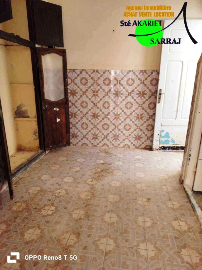 Ancien maison à rénover ou démolir à hammem sousse