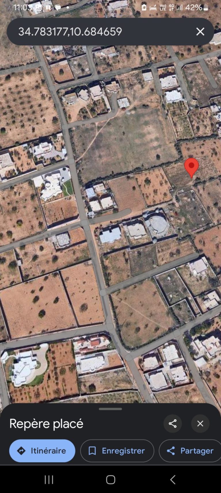 Deux terrains route el ain km 08